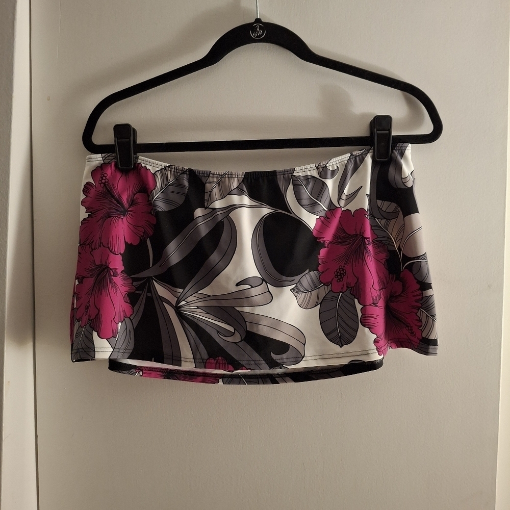 Spiegel Women's Floral Print Swim Skirt